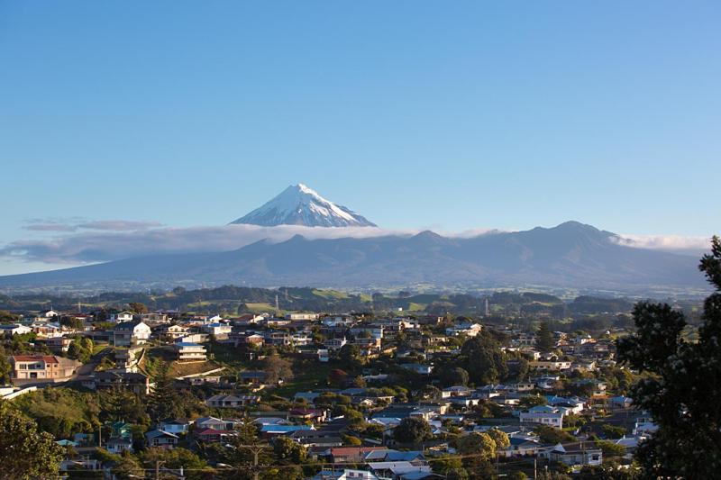 Tivoli Homestay New Plymouth Exterior photo